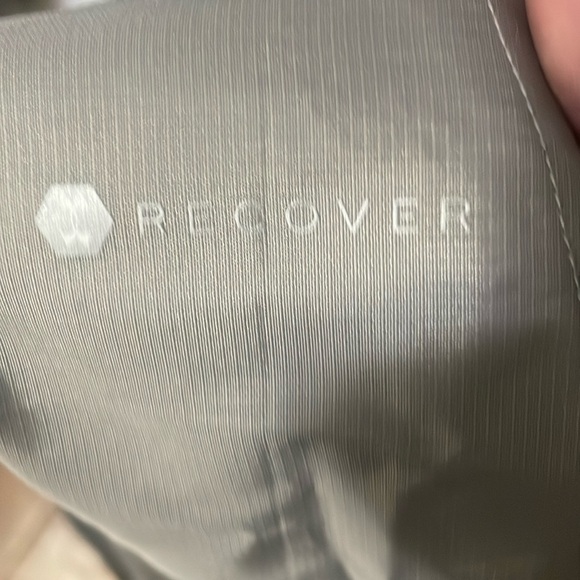 Under Armour Black and Gray Performance Jacket - Picture 10 of 16